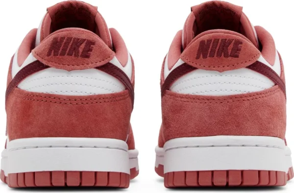 Wmns Dunk Low "Valentine's Day 2024" - Image 2