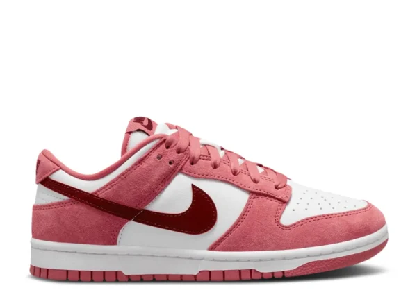 Wmns Dunk Low "Valentine's Day 2024"