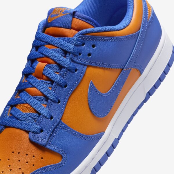 MN Dunk Low 'Knicks' - Image 2